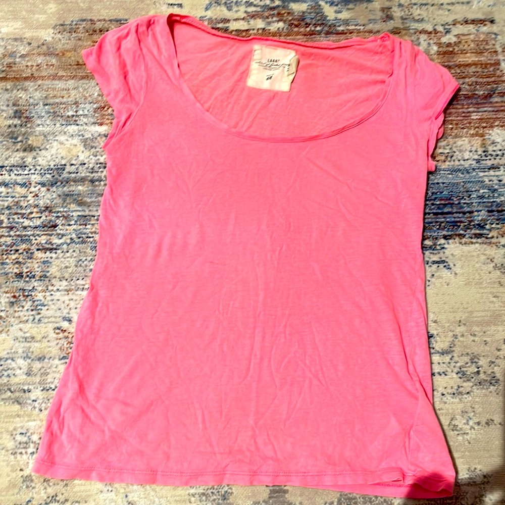 H&M t-shirt Size Xs